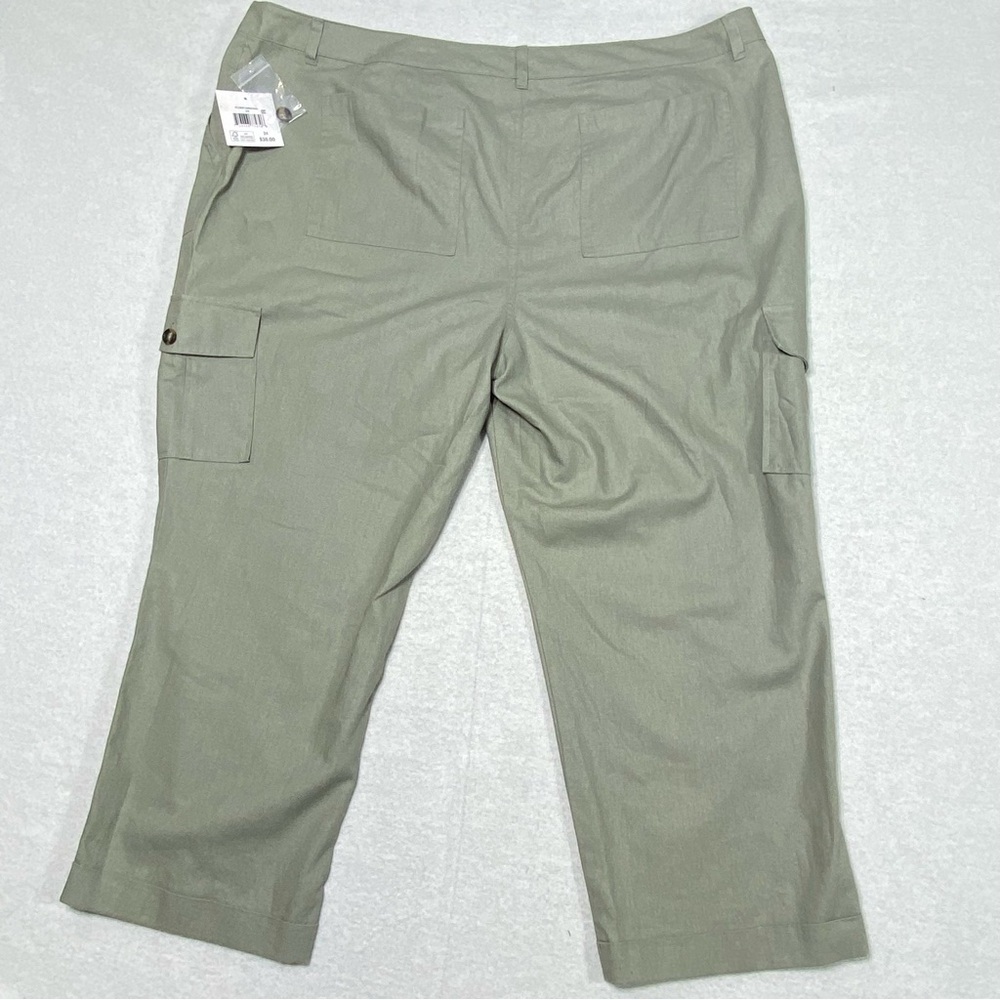 Falls Creek Cargo Pants Women Plus 24 Sage Gray Crop Stretch Casual Workwear NWT - Picture 9 of 16